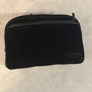 Double Zipper Chic CHANEL Black Velvet Makeup and Cosmetic Bag